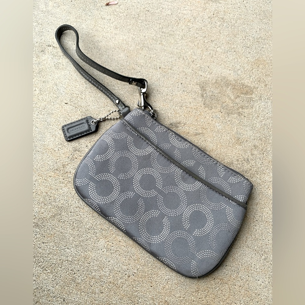 Coach Dot Op Art Small Wristlet Wallet Silver & Gray Patent Leather Trim